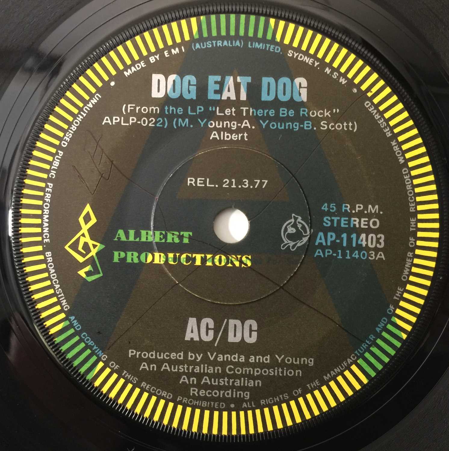 Lot 305 - AC/DC - DOG EAT DOG/ CARRY ME HOME 7
