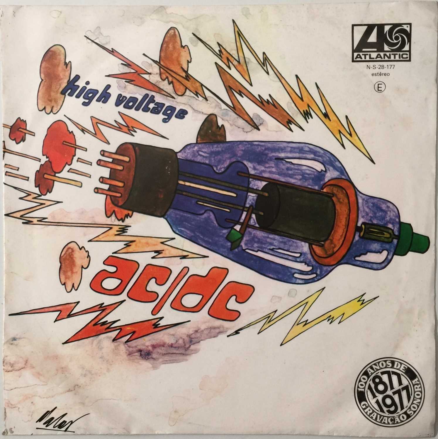 Lot 318 - AC/DC - HIGH VOLTAGE/ IT'S A LONG WAY TO THE
