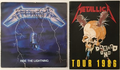 Lot 221 - METALLICA - RIDE THE LIGHTNING SIGNED LP + TOUR PROGRAMME