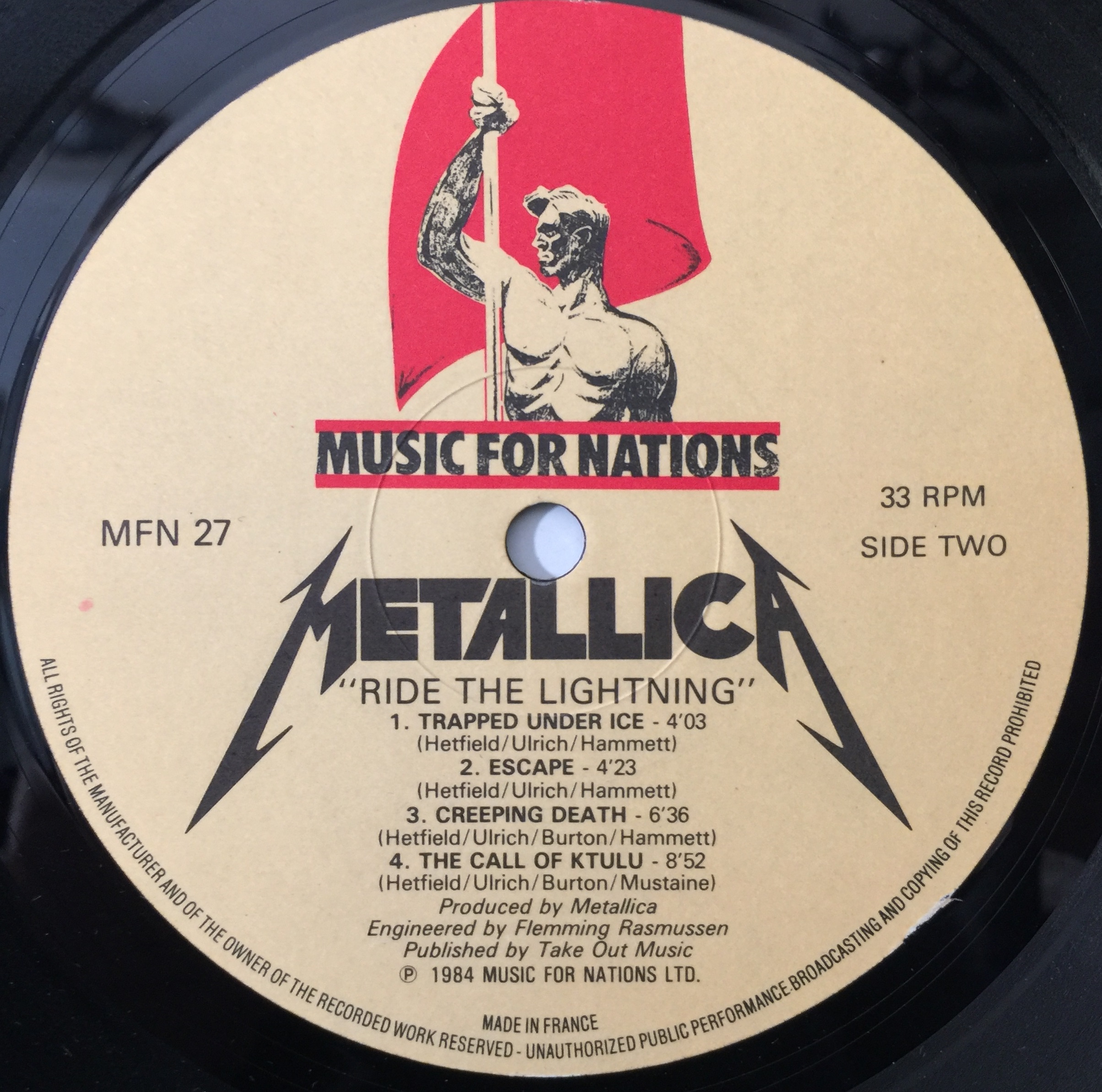 Lot 221 - METALLICA - RIDE THE LIGHTNING SIGNED LP +