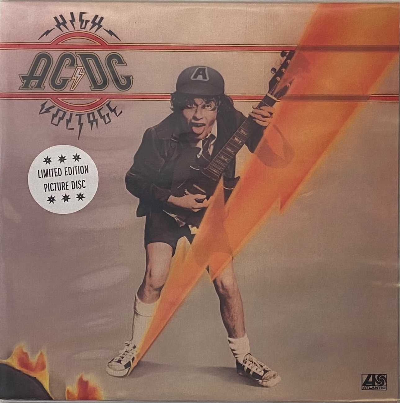 Lot 350 - AC/DC - LP/ 12