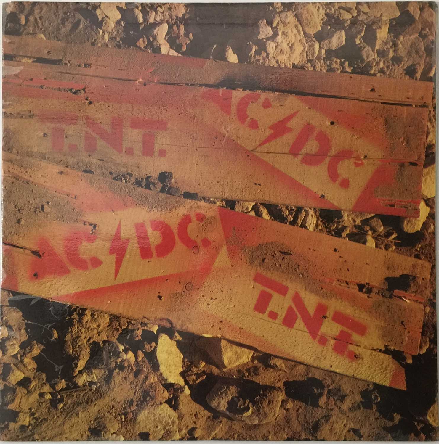 Lot 368 - AC/DC - TNT LP (AUSTRALIAN 1ST PRESS - APLPA-