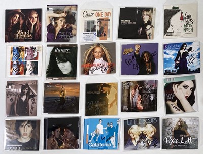 Lot 312 - FEMALE STARS - SIGNED CDS.