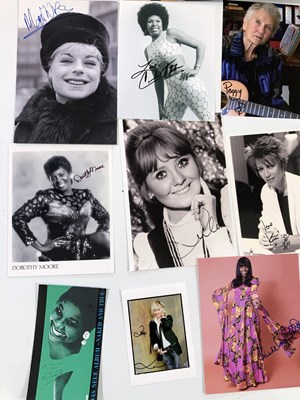 Lot 315 - FEMALE MUSIC STARS - SIGNED ITEMS.