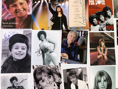 Lot 315 - FEMALE MUSIC STARS - SIGNED ITEMS.