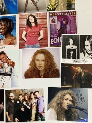 Lot 319 - FEMALE STARS - SIGNED ITEMS.