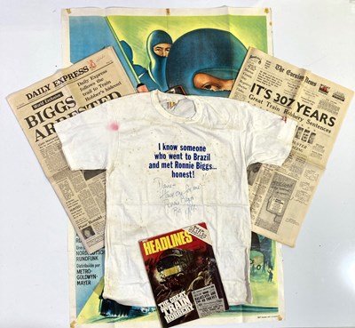 Lot 185 - RONNIE BIGGS / THE GREAT TRAIN ROBBERY - COLLECTION OF RARE EPHEMERA.
