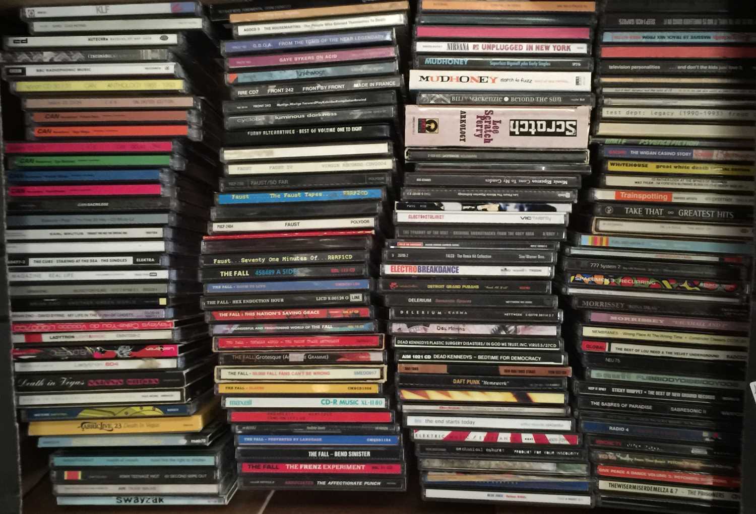 Lot 1013 - INDIE / WAVE / PUNK / ELECTRONICA / COOL POP - CD COLLECTION