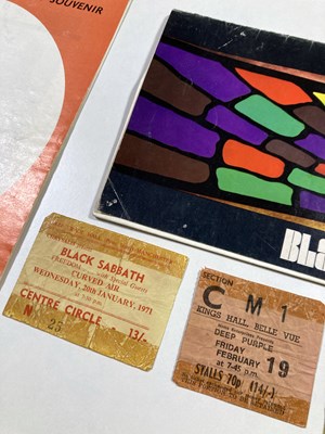 Lot 271 - BLACK SABBATH / DEEP PURPLE CONCERT TICKET AND PROGRAMMES.