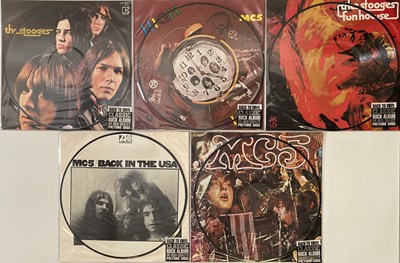 Lot 803 - CLASSIC / BLUES ROCK - PICTURE DISK / CD BOX SET / BOOK COLLECTION