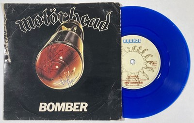 Lot 338 - MOTORHEAD - SIGNED 7" SINGLE.