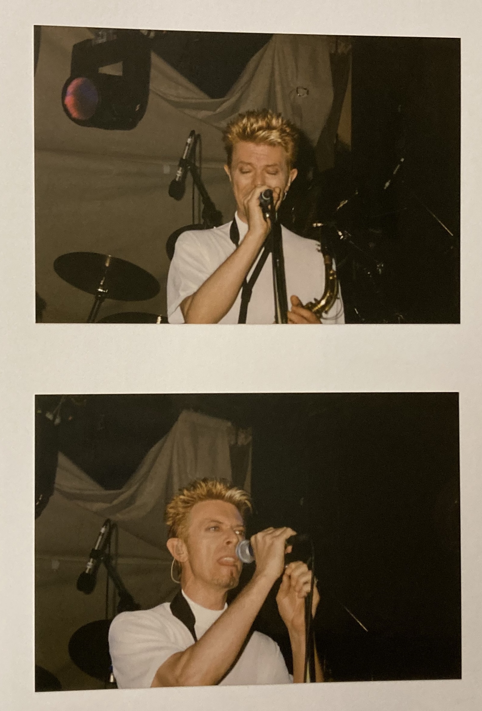 Lot 206 DAVID BOWIE EARTHLING TOUR SCRAPBOOK WITH