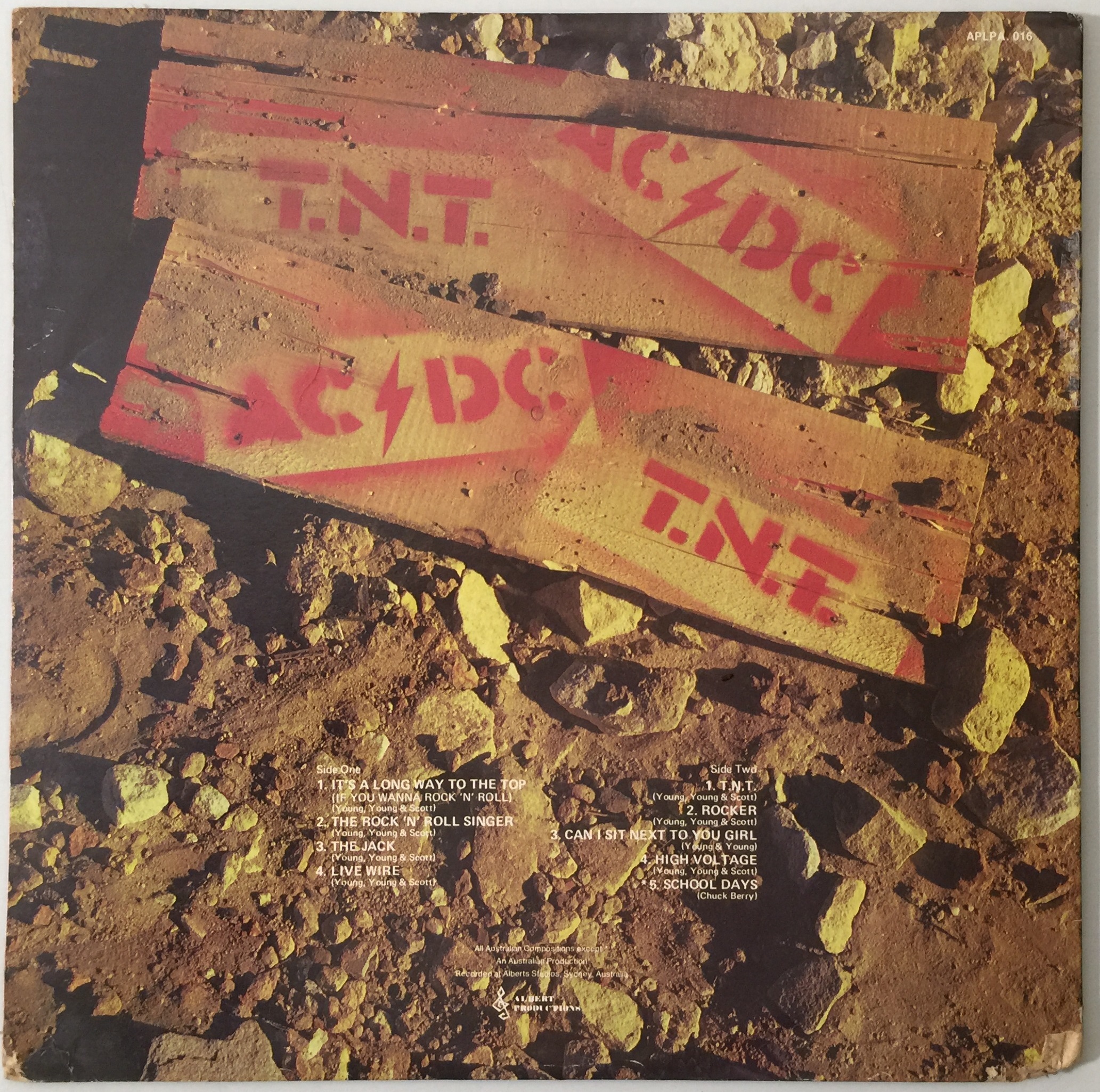 Lot 6 - AC/DC - T.N.T. LP (AUSTRALIAN 1ST PRESS