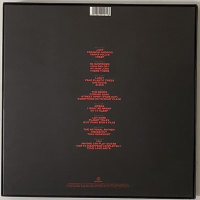 Lot 857 - RADIOHEAD - THE BEST OF (BOX SET - 212 1071)