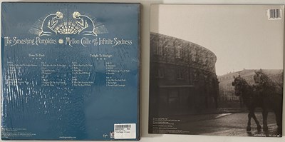 Lot 858 - THE SMASHING PUMPKINS - LP BOX SET / LP PACK