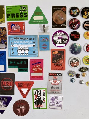 Lot 104 - CONCERT MEMORABILIA - BADGES AND TOUR PASSES.