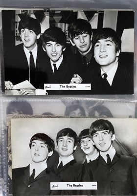 Lot 474 - THE BEATLES - POSTCARDS.