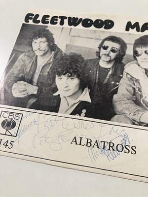 Lot 339 - FLEETWOOD MAC - SIGNED 7" SLEEVE.