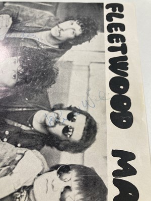 Lot 339 - FLEETWOOD MAC - SIGNED 7" SLEEVE.