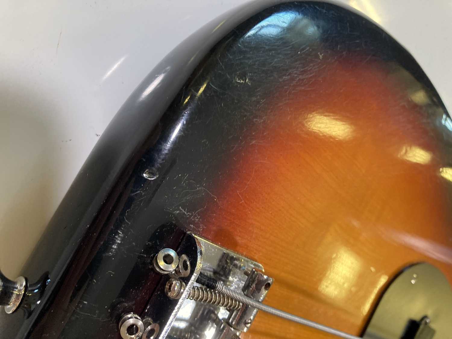 Lot 46 FENDER PRECISION BASS JAPANESE MADE