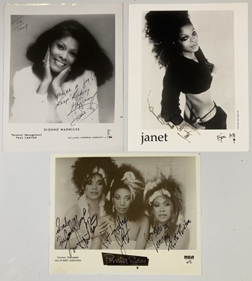 Lot 365 - POP AND SOUL STARS - SIGNED PHOTOS.