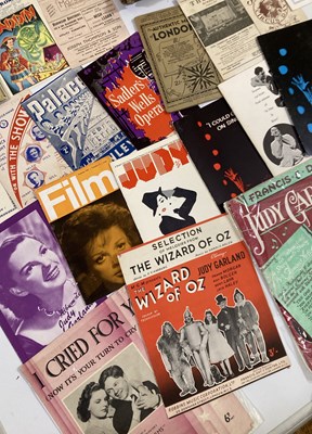 Lot 237 - FILM AND THEATRE MEMORABILIA - JUDY GARLAND.