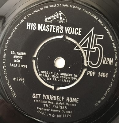 Lot 55 - THE FAIRIES - GET YOURSELF HOME 7" (OG UK COPY - HMV POP 1404)