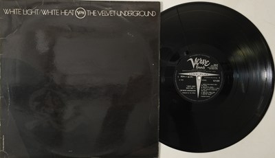 Lot 87 - THE VELVET UNDERGROUND - WHITE LIGHT/WHITE HEAT LP (ORIGINAL UK MONO COPY - VERVE VLP 9201)