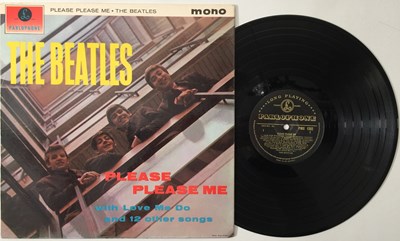 Lot 129 - THE BEATLES - PLEASE PLEASE ME LP (2ND UK 'BLACK AND GOLD' PRESSING - PMC 1202)