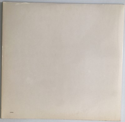 Lot 132 - THE BEATLES - WHITE ALBUM LP (ORIGINAL UK STEREO COPY - PCS 7067/8)