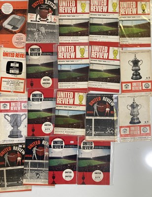 Lot 68 - 1960s MANCHESTER UNITED PROGRAMMES.