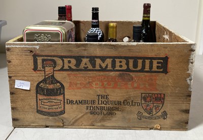 Lot 94 - WINES / SPIRITS INC ORIG WOODEN DRAMBUIE CASE.