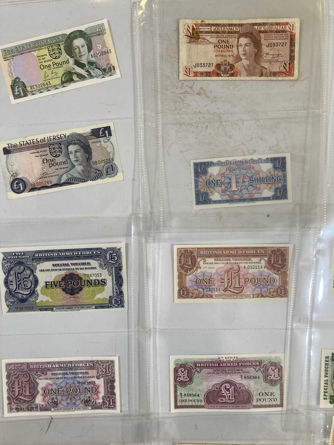 Lot 12 - BANKNOTES.