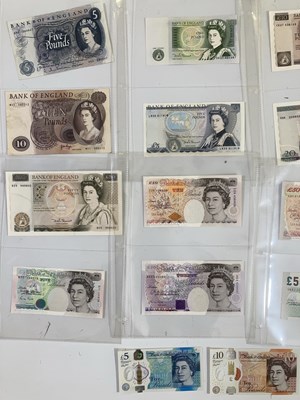 Lot 13 - BANKNOTES IN CLEAN CONDITION.