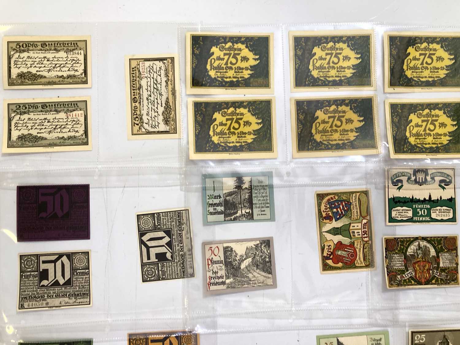 Lot 15 - GERMAN / AUSTRIAN BANK NOTES.