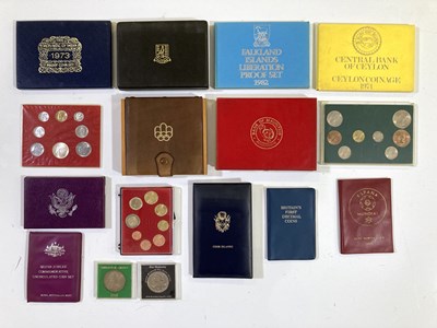 Lot 22 - COINS - PROOF SETS OF COINS.