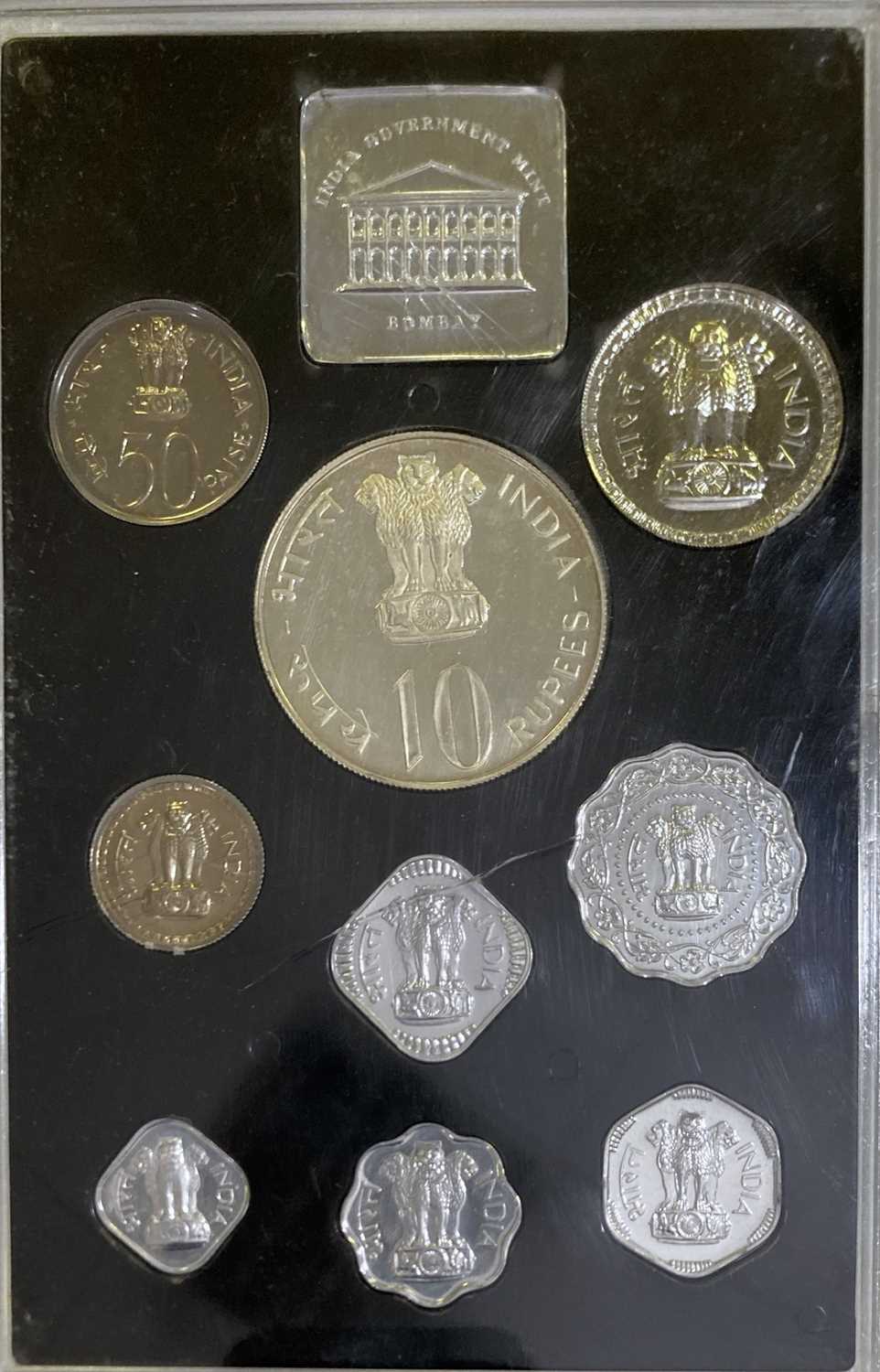 Lot 22 - COINS - PROOF SETS OF COINS.