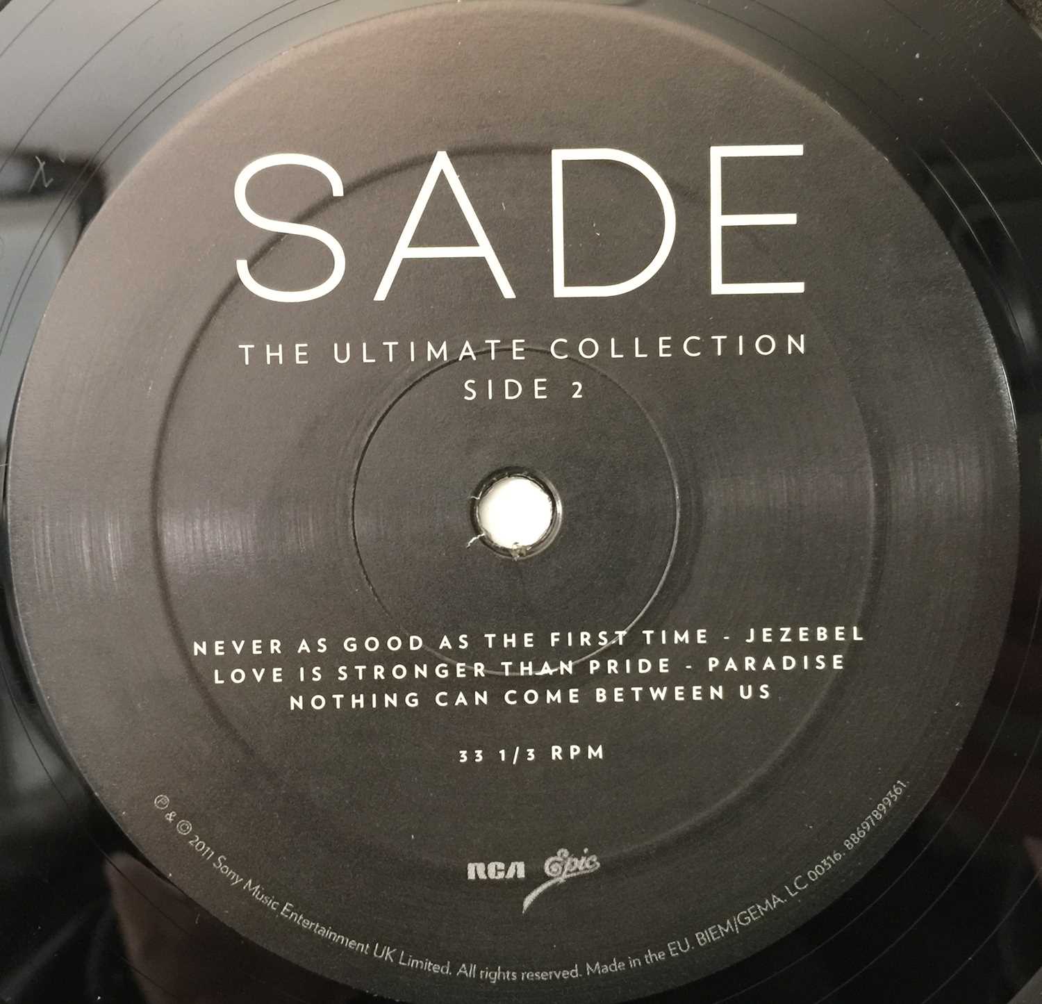 Sade Lp Collection Lot 104 - SADE - THE ULTIMATE COLLECTION (TRIPLE LP