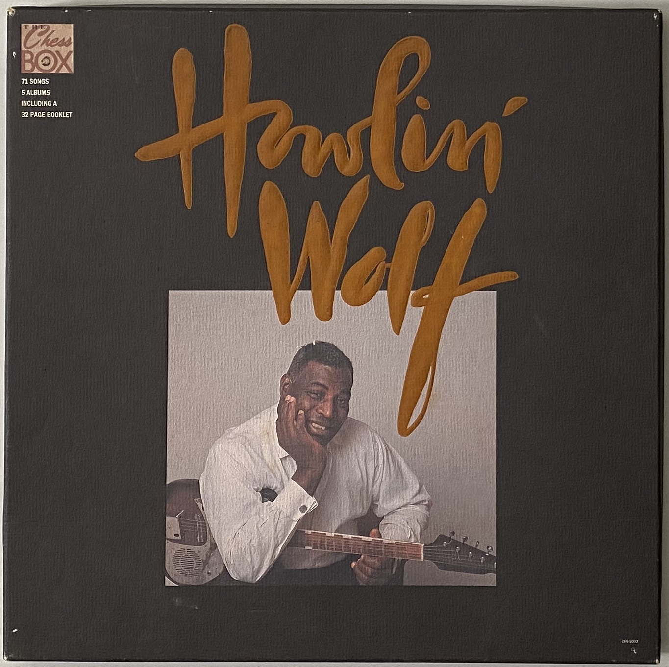 Lot 117 - HOWLIN WOLF - THE CHESS BOX (LP BOX SET