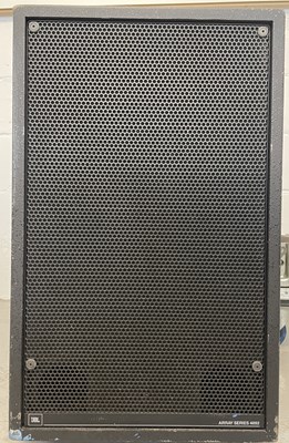 Lot 17 - STRAWBERRY STUDIOS - STRAWBERRY RENTALS COLLECTION - JBL ARRAY 4892 PAIR IN FLIGHT CASE.