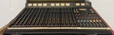 Lot 27 - STRAWBERRY STUDIOS - STRAWBERRY RENTALS COLLECTION - YAMAHA - 1608M MONITOR MIXING DESK.