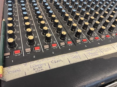 Lot 27 - STRAWBERRY STUDIOS - STRAWBERRY RENTALS COLLECTION - YAMAHA - 1608M MONITOR MIXING DESK.