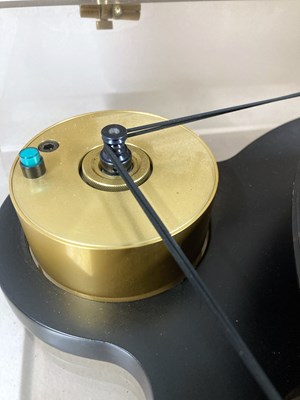 Lot 72 - MITCHELL GYRODEC BLACK & GOLD TURNTABLE.