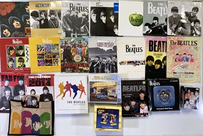 Lot 390 - THE BEATLES - COLLECTABLES.