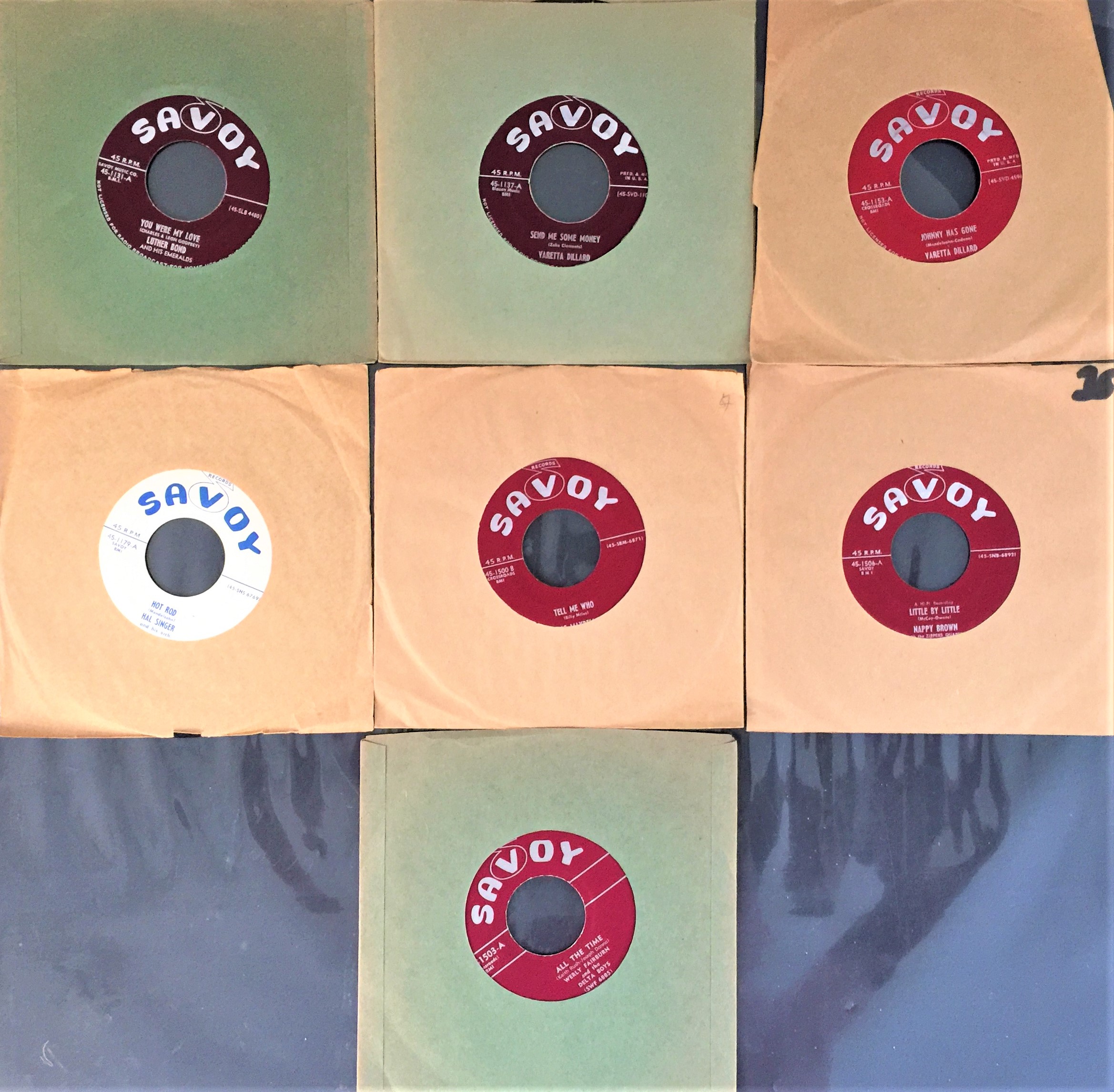 Soul R Records Lot 207 - SAVOY RECORDS