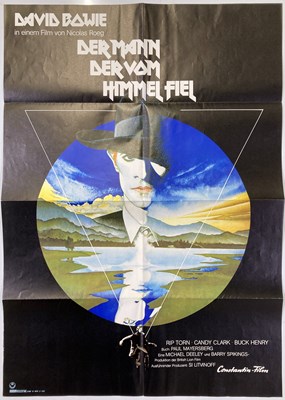 Lot 424 - DAVID BOWIE - THE MAN WHO FELL TO EARTH - POSTER AND PRESS BOOK.