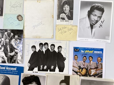 Lot 321 - ROCK AND ROLL / COUNTRY - SIGNED ITEMS.