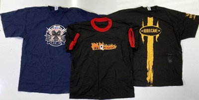 Lot 131 - OASIS - T-SHIRTS AND CLOTHING.