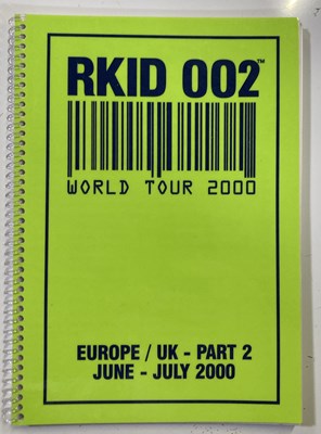 Lot 134 - OASIS - TOSHIBA BRANDED FLEECE AND 2000 TOUR ITINERARY.