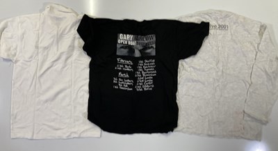 Lot 141 - MUSIC CLOTHING - 1980S POP.